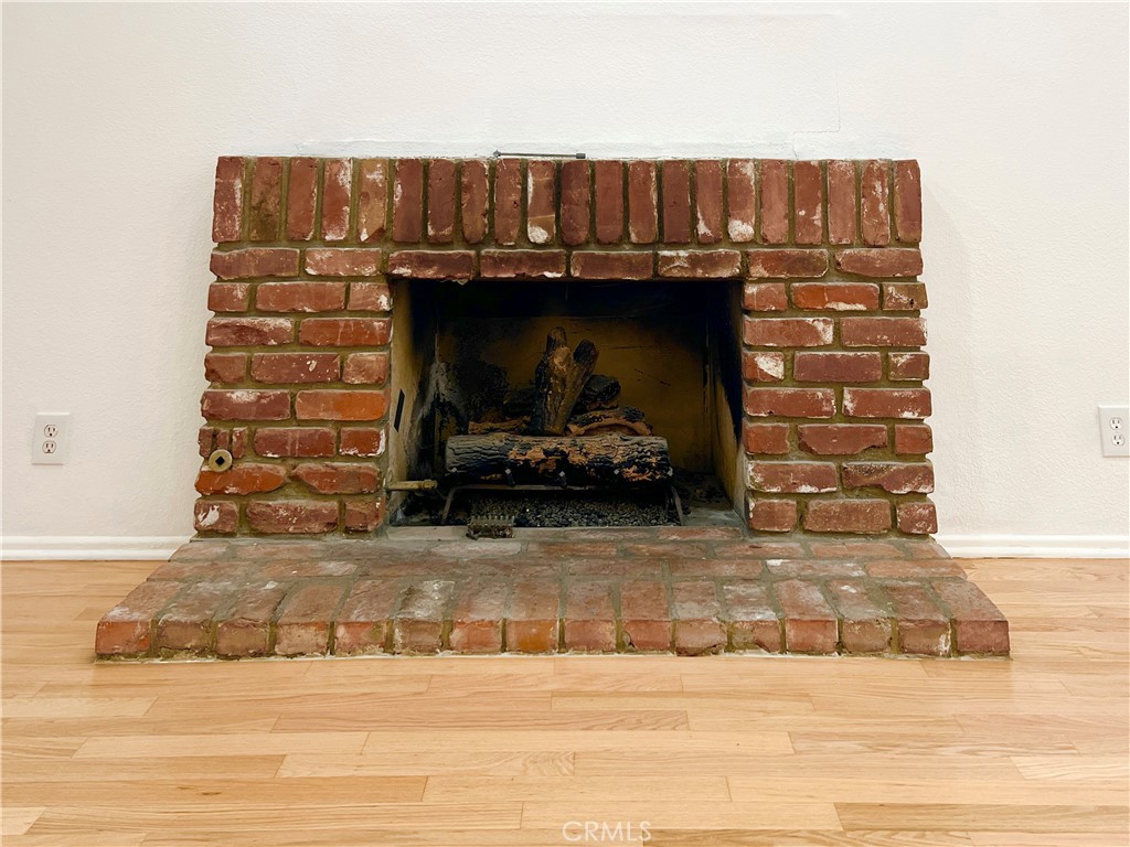 MLS #OC25277818 image #17