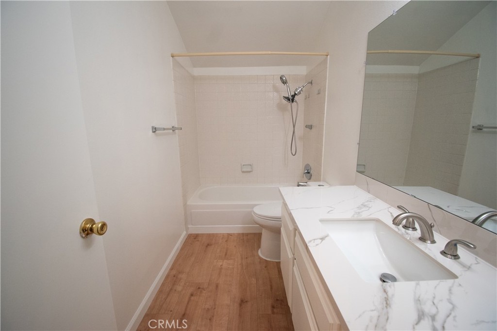 MLS #OC25277818 image #20