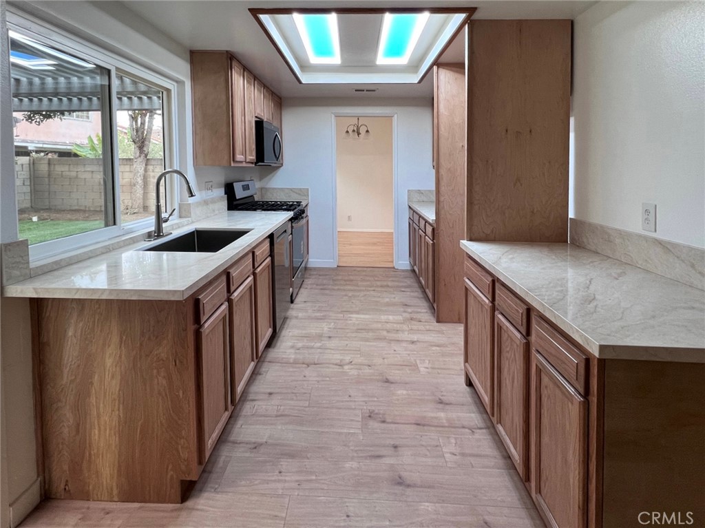 MLS #OC25277818 image #3