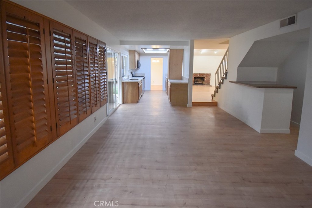 MLS #OC25277818 image #8