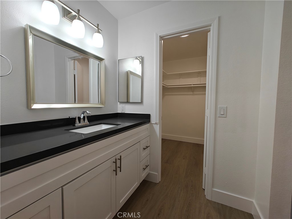 MLS #OC25277843 image #13