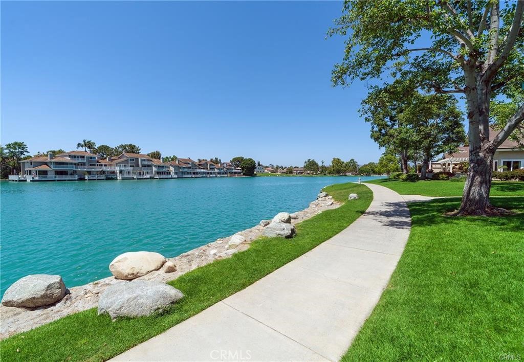 MLS #OC25277843 image #22