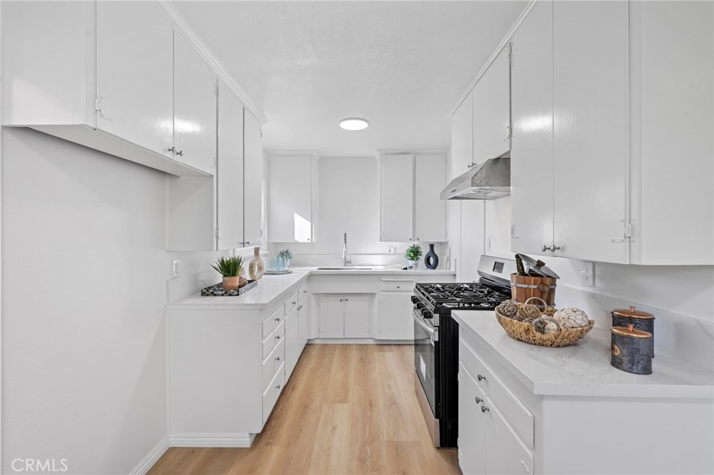 MLS #OC25278024 image #15