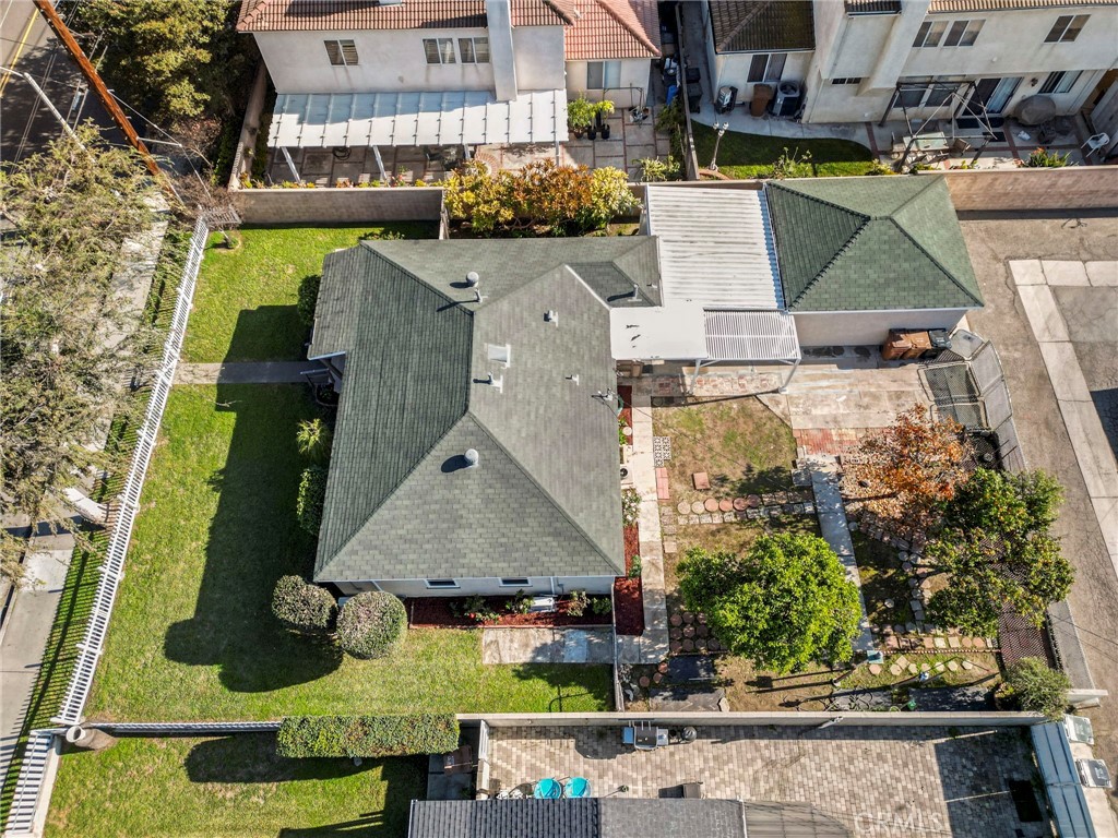 MLS #OC25278024 image #28