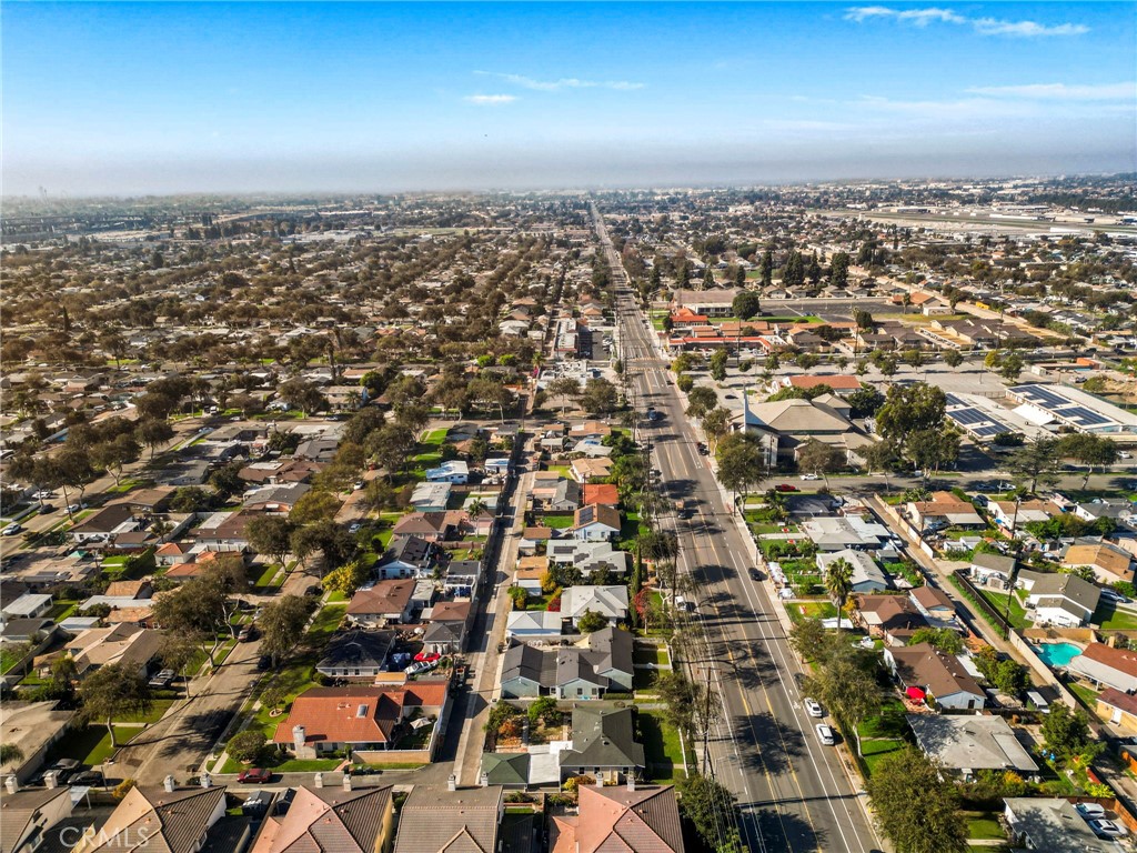 MLS #OC25278024 image #37