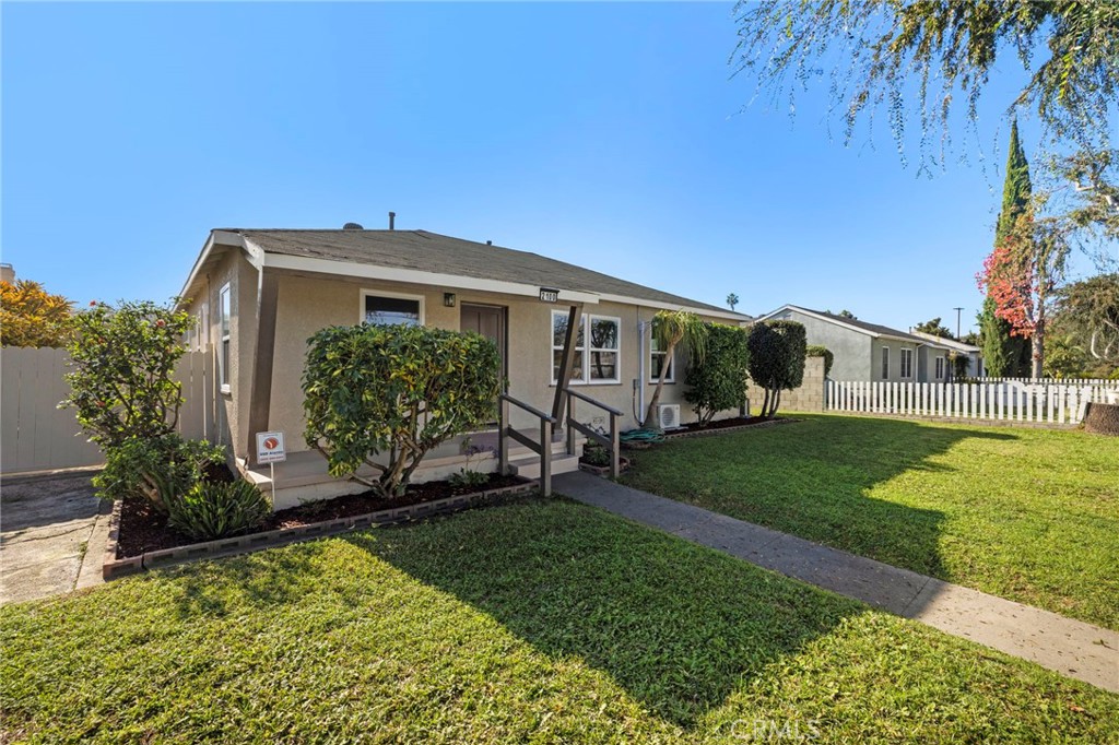 MLS #OC25278024 image #4