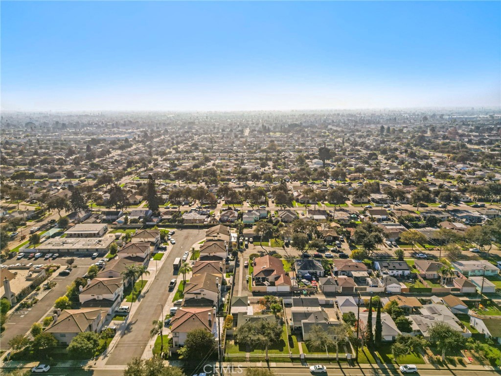 MLS #OC25278024 image #42