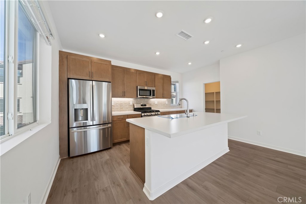 MLS #OC25278263 image #3