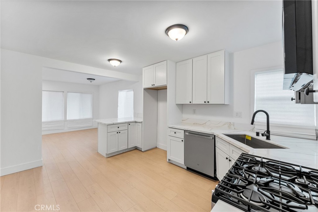 MLS #OC25278366 image #2