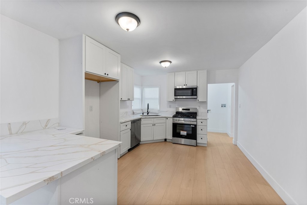 MLS #OC25278366 image #3