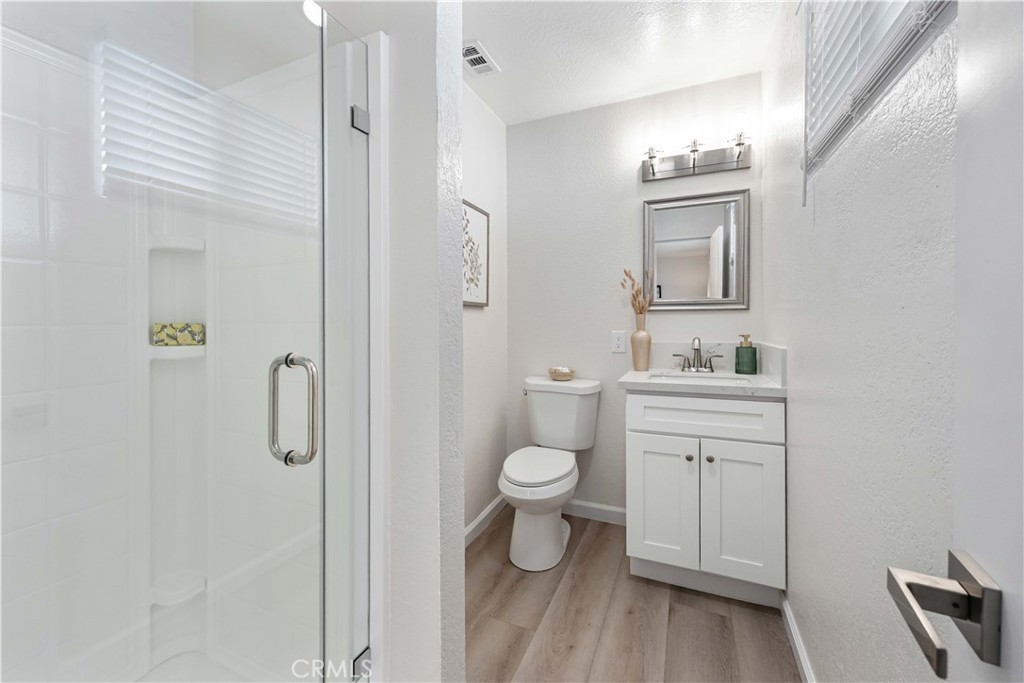 MLS #OC25278376 image #17