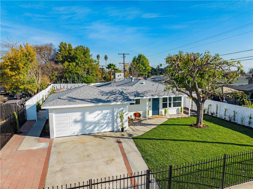 MLS #OC25278376 image #31