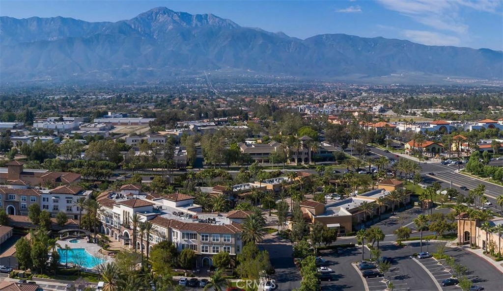 MLS #OC25278376 image #38