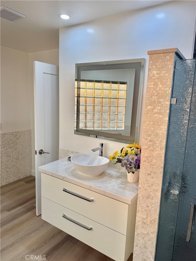 MLS #OC25278379 image #18