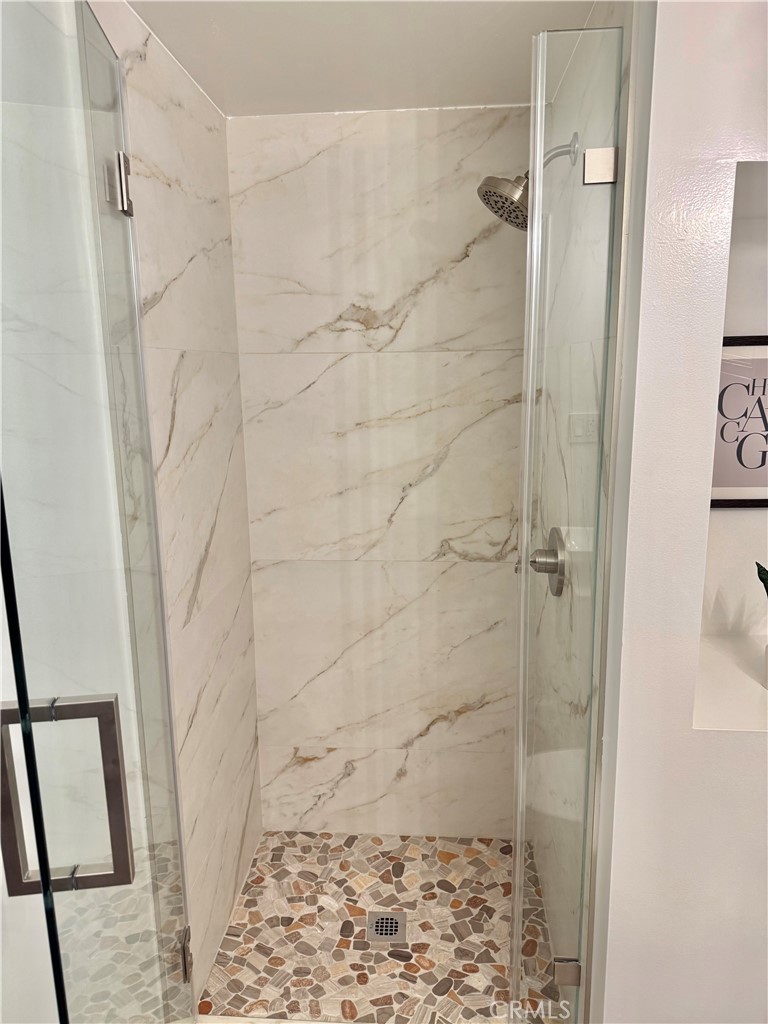 MLS #OC25278379 image #21