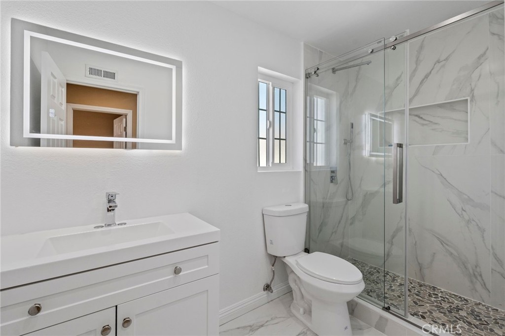 MLS #OC25278413 image #19