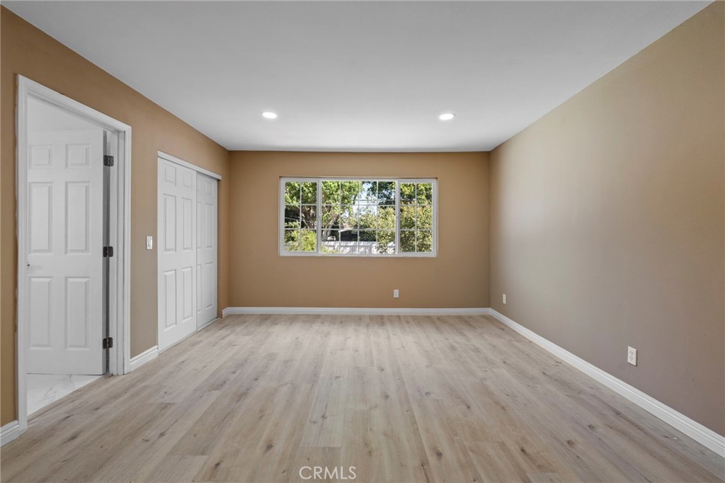 MLS #OC25278413 image #21