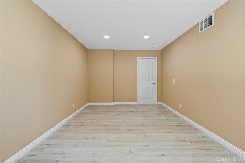 MLS #OC25278413 image #26