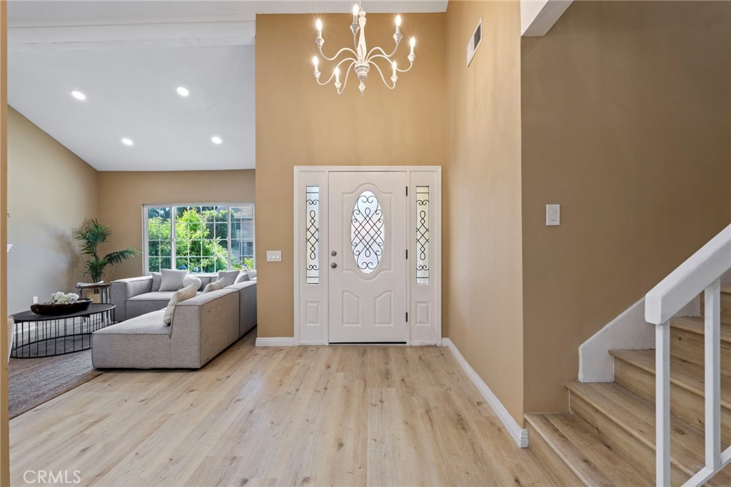 MLS #OC25278413 image #3