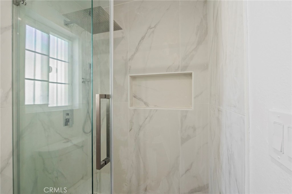 MLS #OC25278413 image #36