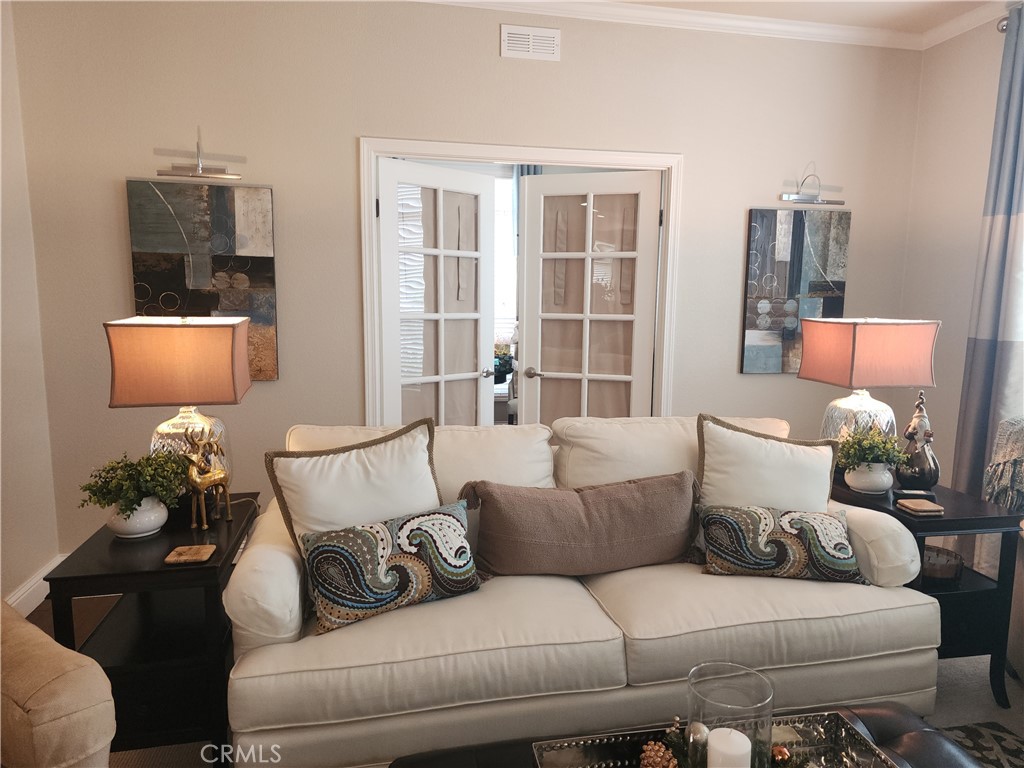 MLS #OC25278542 image #10