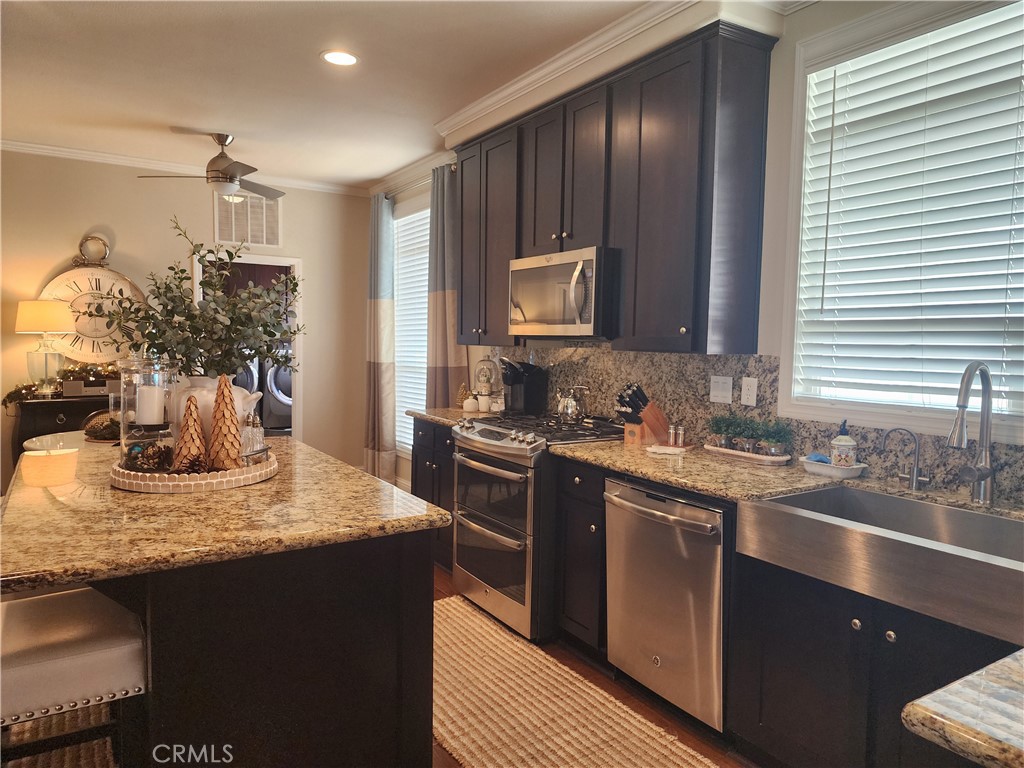 MLS #OC25278542 image #14