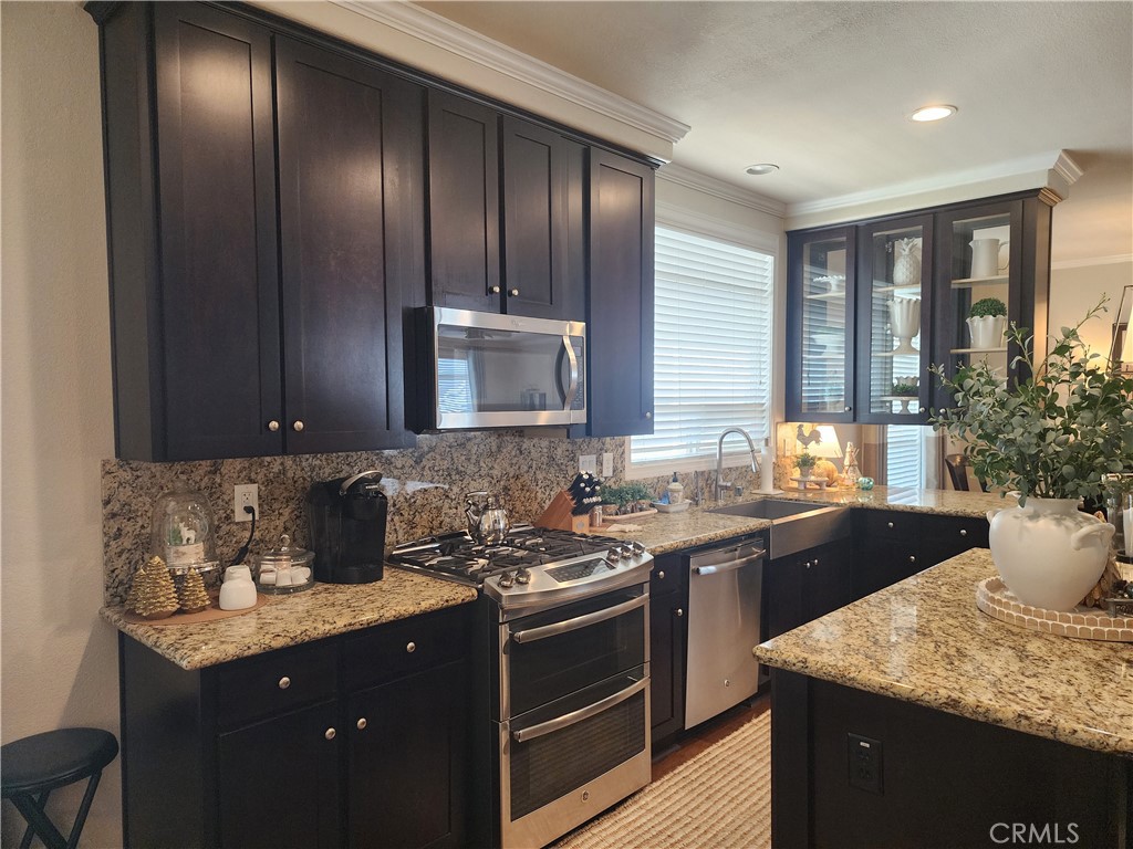 MLS #OC25278542 image #16