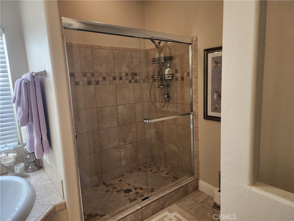 MLS #OC25278542 image #21