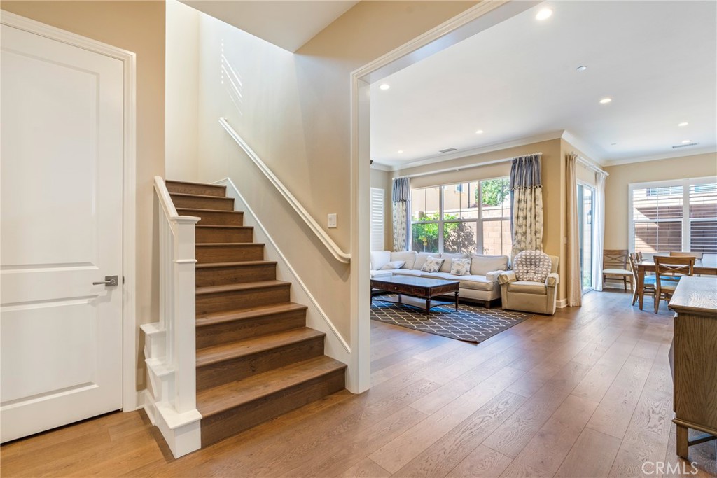 MLS #OC25278543 image #13