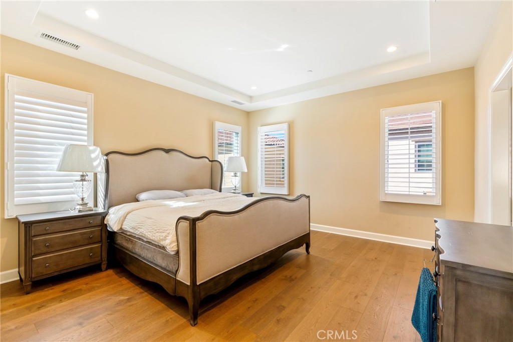 MLS #OC25278543 image #17