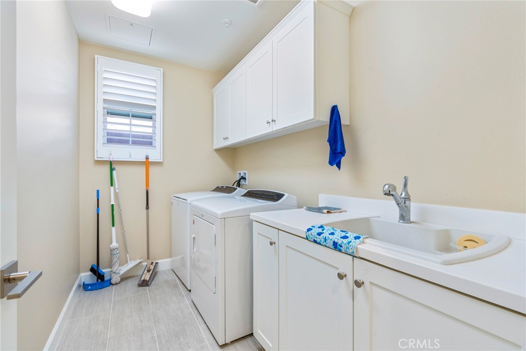 MLS #OC25278543 image #31