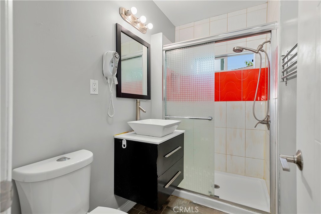 MLS #OC25278637 image #12