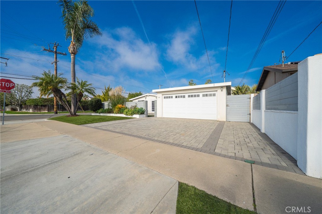 MLS #OC25278747 image #48