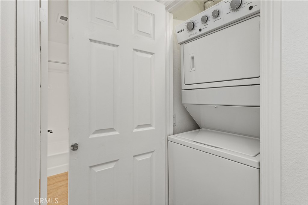 MLS #OC25278995 image #16