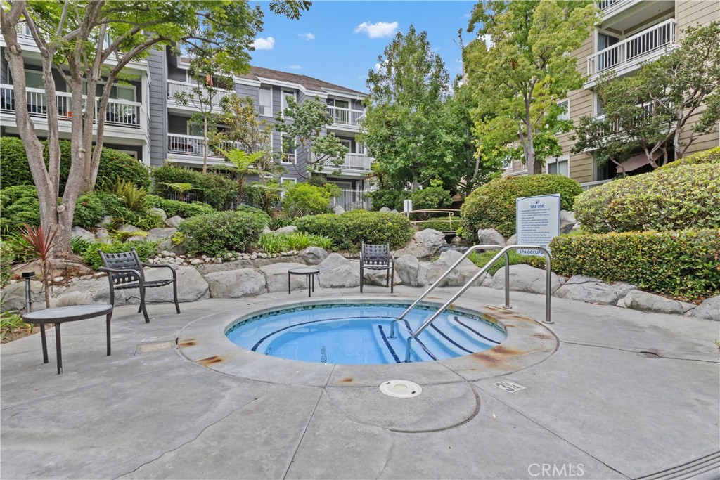 MLS #OC25278995 image #20