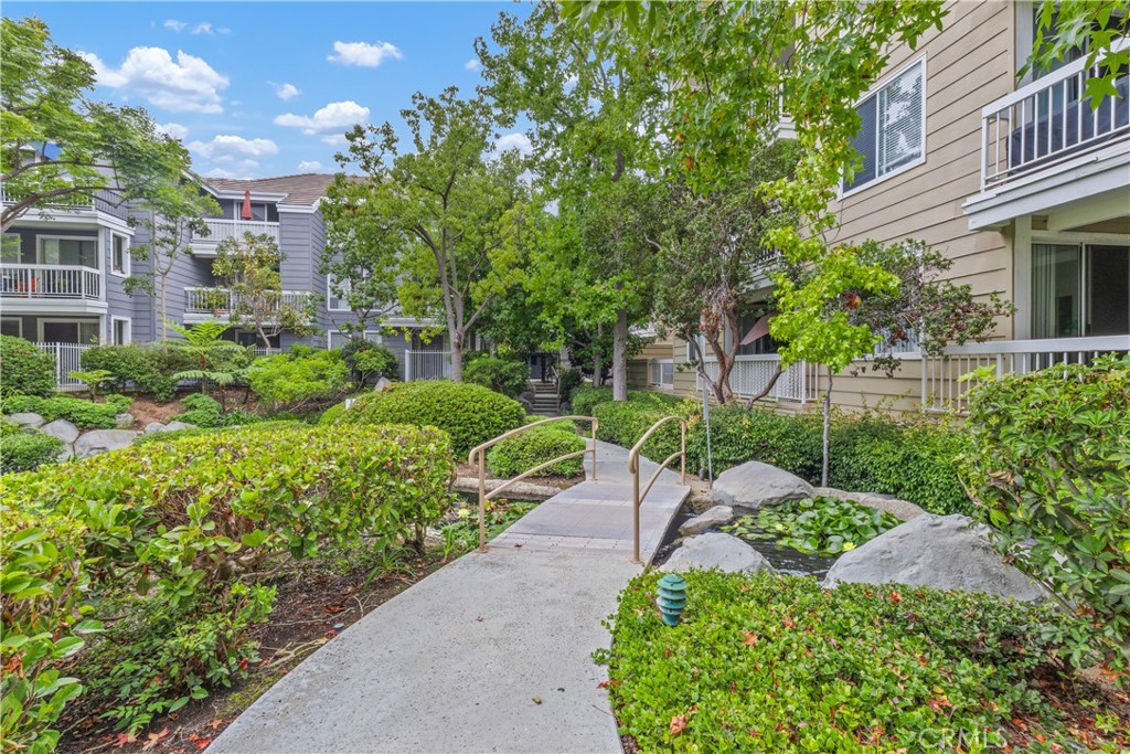 MLS #OC25278995 image #23