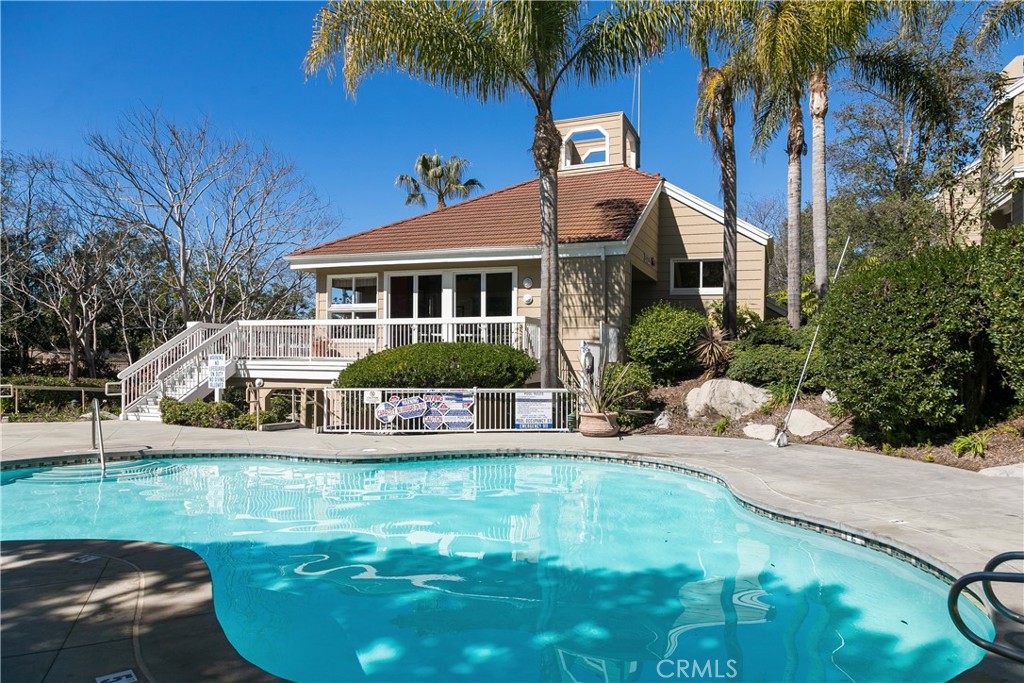 MLS #OC25278995 image #32