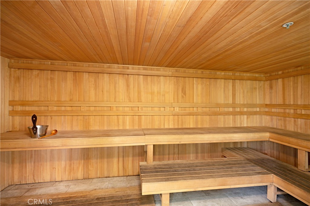 MLS #OC25278995 image #37