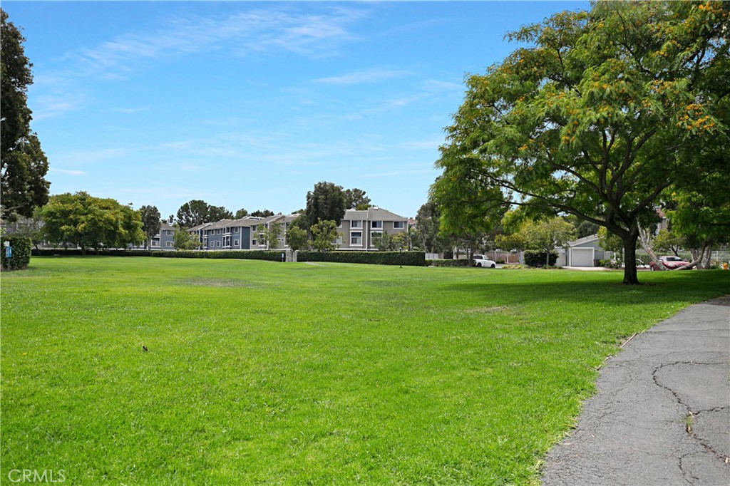 MLS #OC25278995 image #39