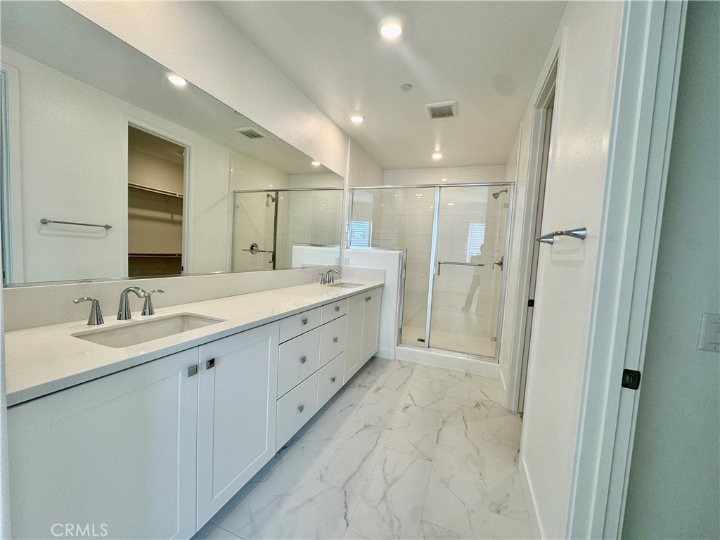 MLS #OC25279030 image #15