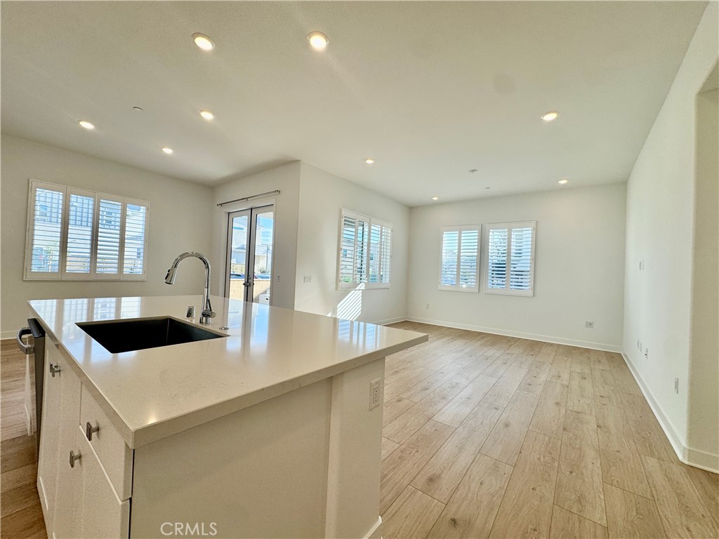 MLS #OC25279030 image #6