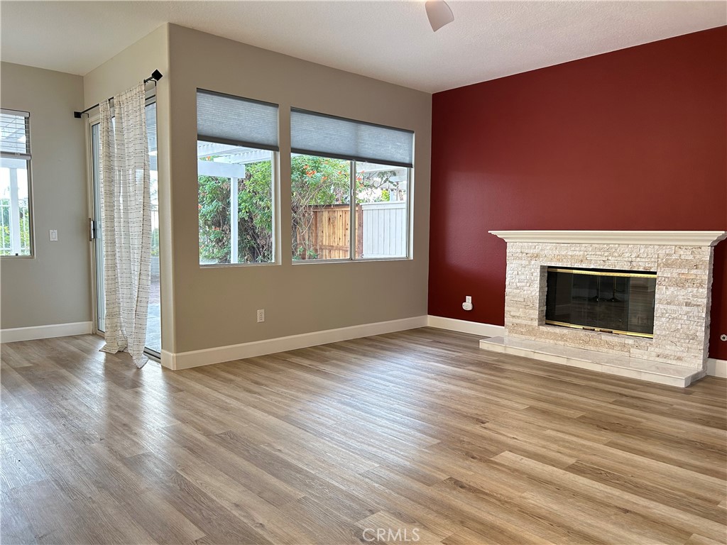 MLS #OC25279034 image #10