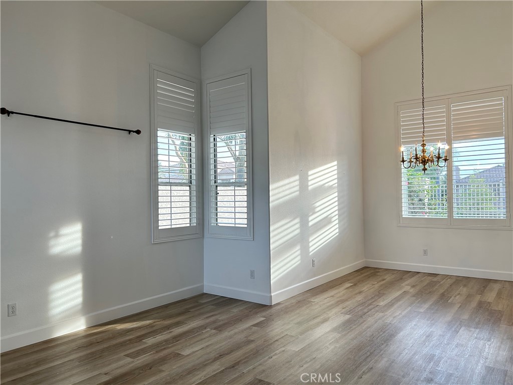 MLS #OC25279034 image #3