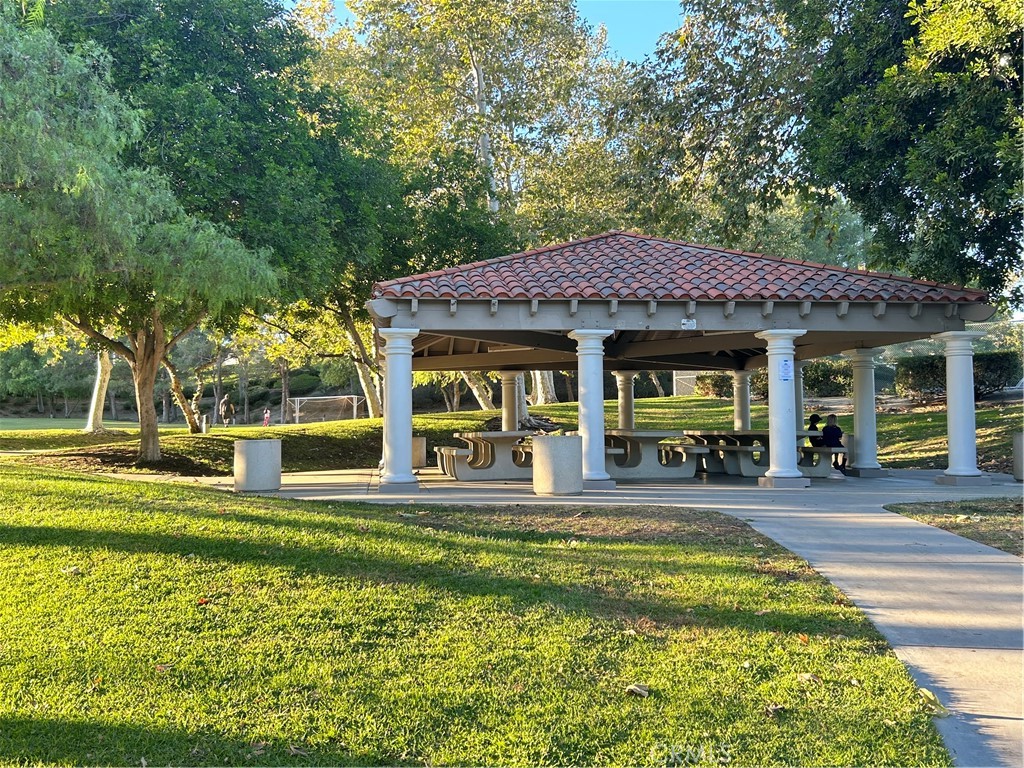 MLS #OC25279034 image #40