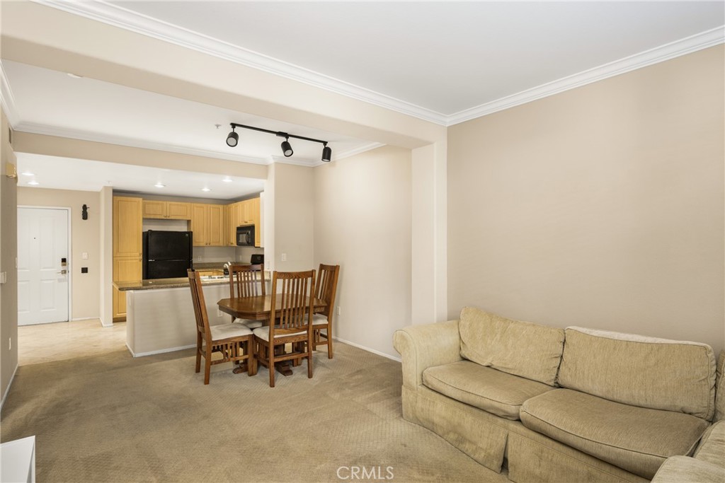 MLS #OC25279074 image #12