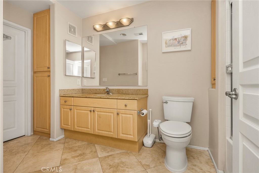 MLS #OC25279074 image #25