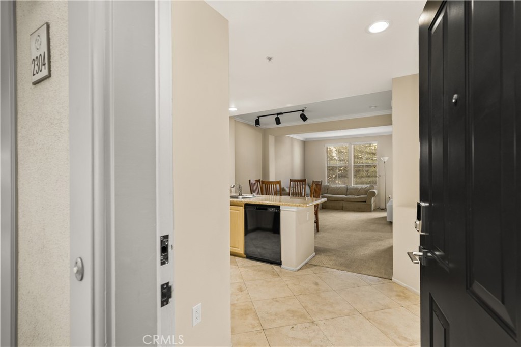 MLS #OC25279074 image #7