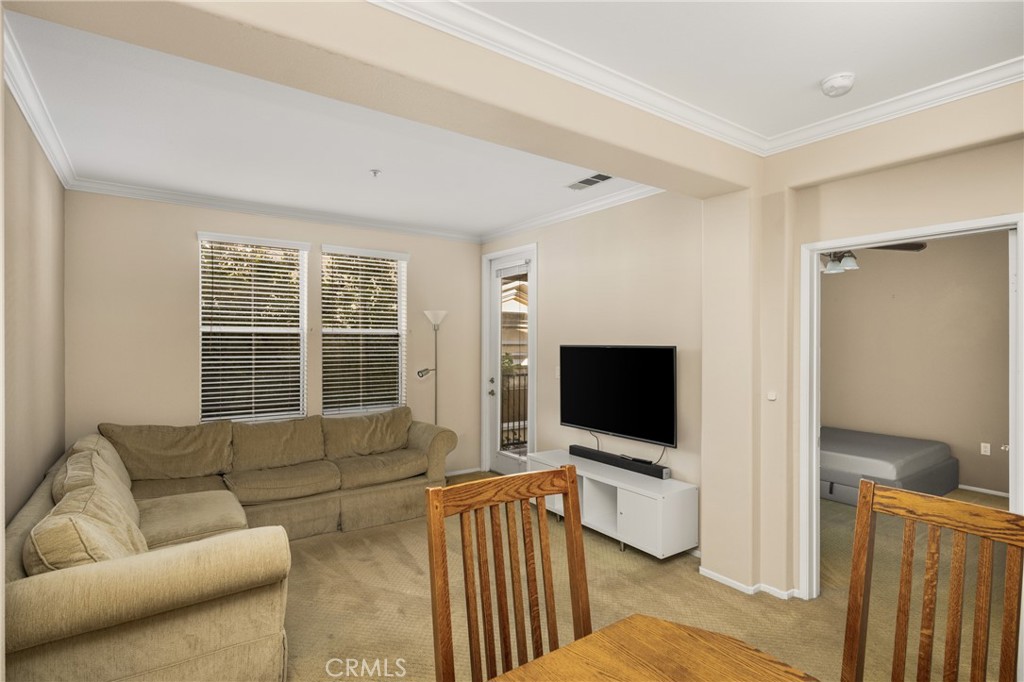 MLS #OC25279074 image #9