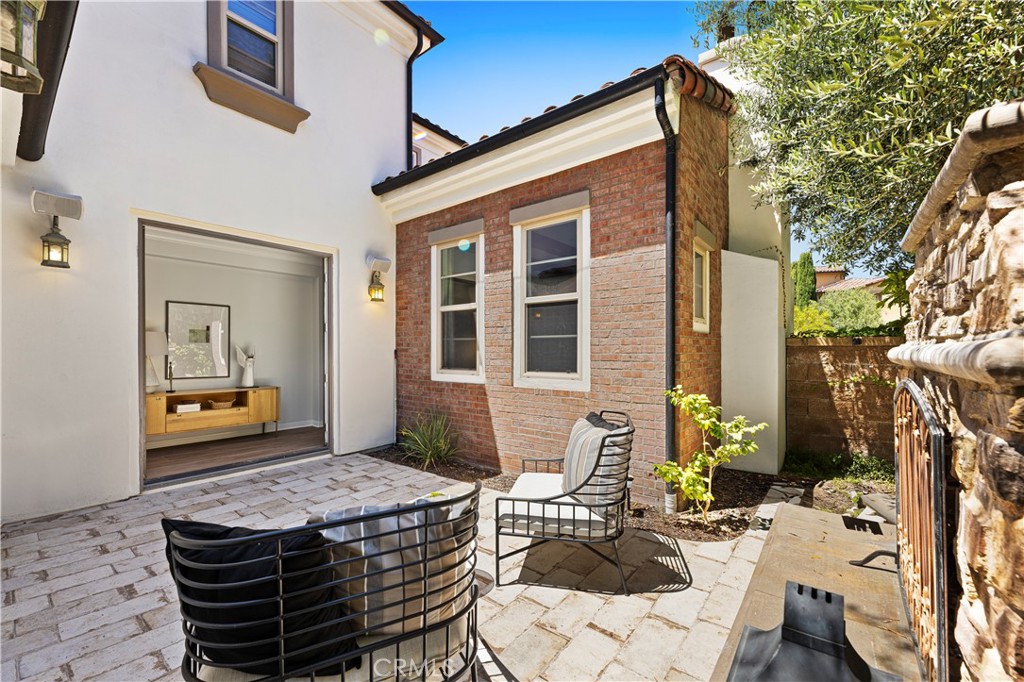 MLS #OC25279130 image #11