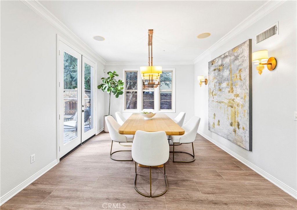 MLS #OC25279130 image #13